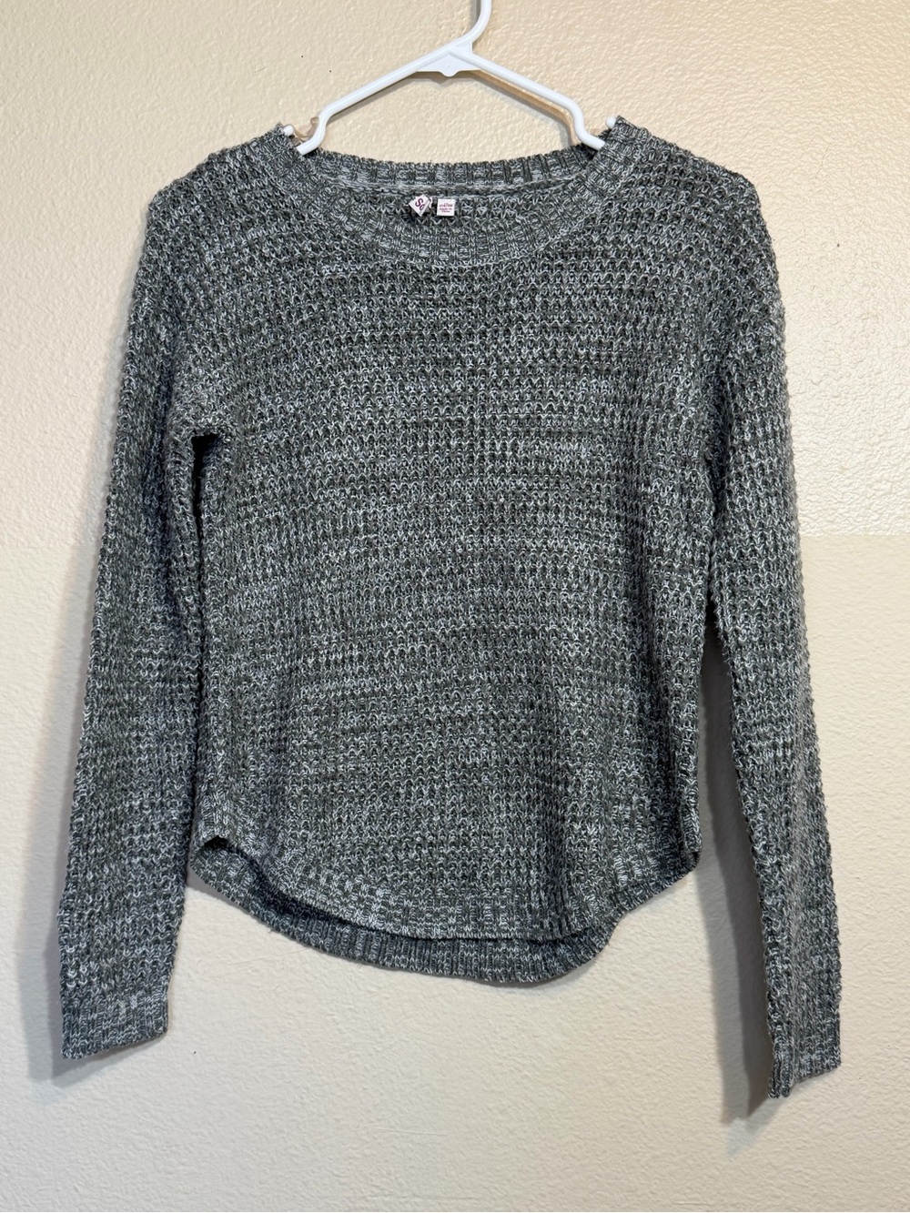 Girls SO brand crewneck pullover knit sweater